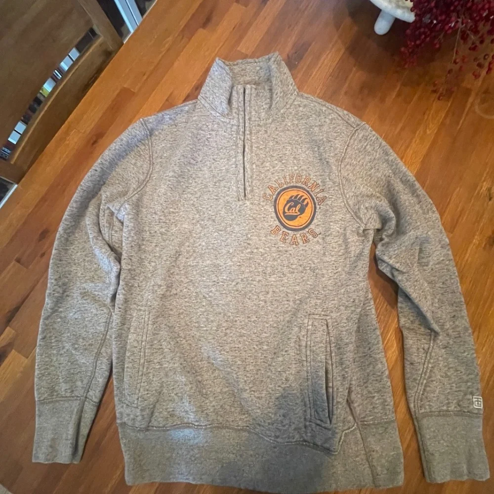 Cal Bears 3/4” Zip Up Pullover Slim Fit - Picture 7 of 8